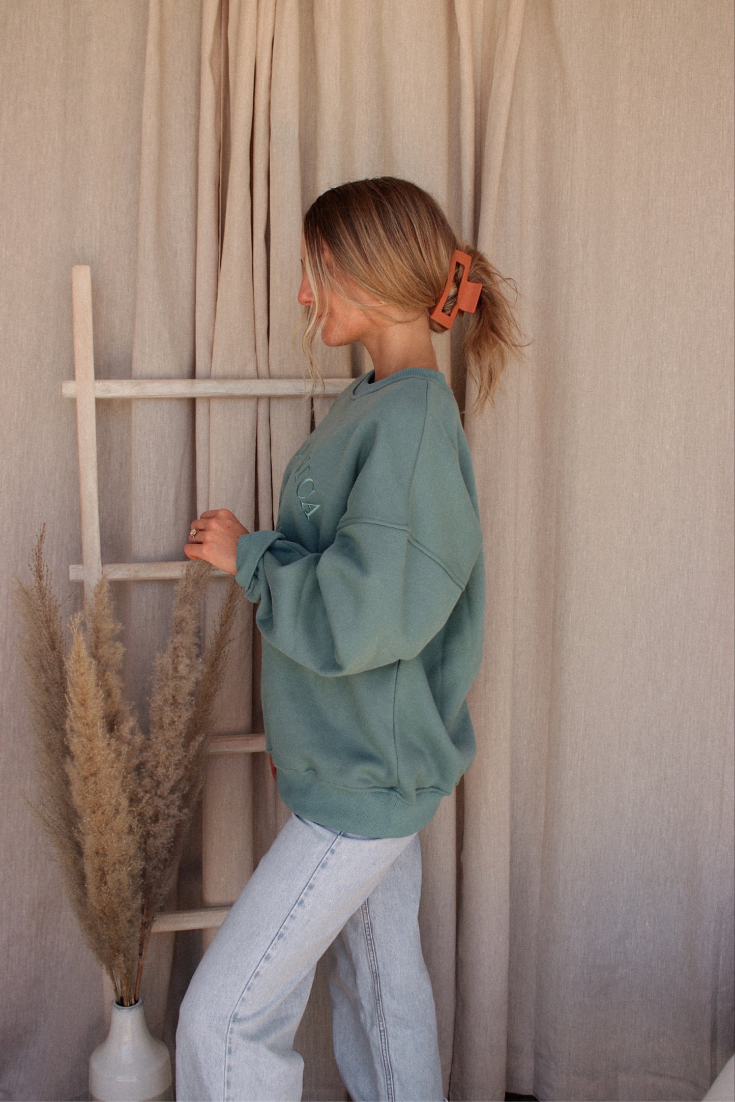 Blue Gaze Pullover